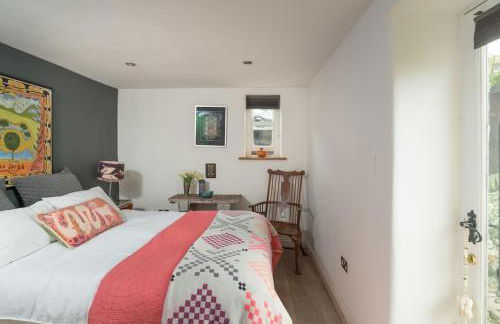 Bohemian Luxury House - Beautiful View - 10min to Bath - Foto 50