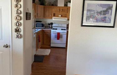 Lake House - Photo 2