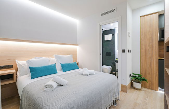 Feelathome Ventas Suites - Photo 8