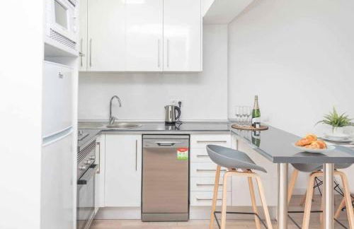 NEW Apt Relax Home a 150 m del mar, WIFI y Piscina - Foto 11