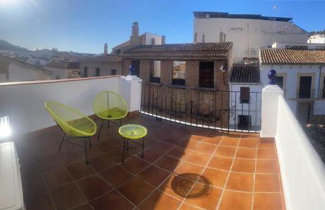 Casa Vera, vistas en el corazon de la ciudad - Photo 2