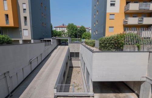 Bicocca, Free PARKING, Private Garage, Metro M5 200m, Garden, Kids & Pet Friendly - Foto 57