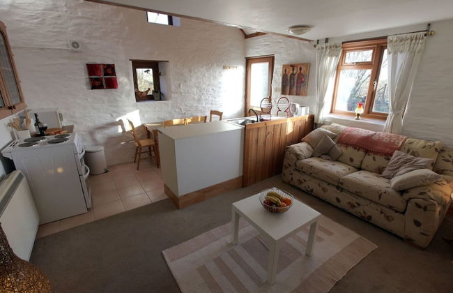 Inviting 2-bed Cottage in Newcastle Emlyn - Foto 8
