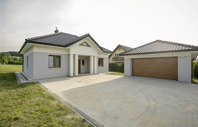 Spacious Villa in Cisownica With Terrace - Photo 9