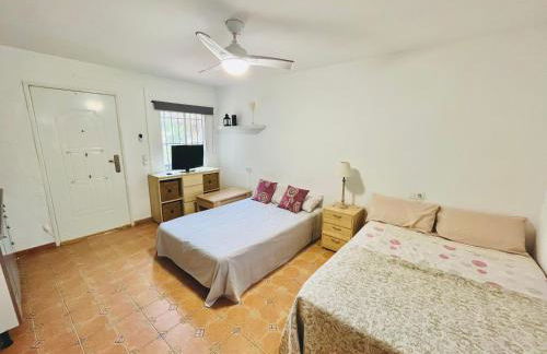 Estudio adosado con jardín y parking privado - Photo 9