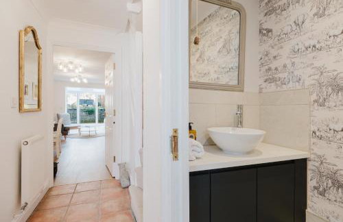 Stylish Retreat with Private Garden in Tetbury - Foto 8