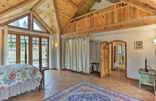 Peaceful Shasta Cascade Getaway on 15-Acre Ranch! - Foto 16