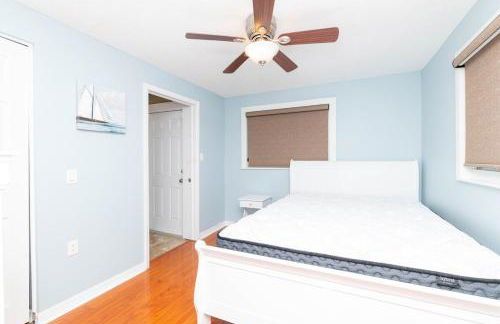 Huge Waterfront Mini-Resort w Gym, Dock & Pool - Foto 9