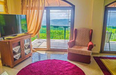 Villa Etheras - Nested between Nature by Amazing View - 5 mins from Edessa - Photo 10