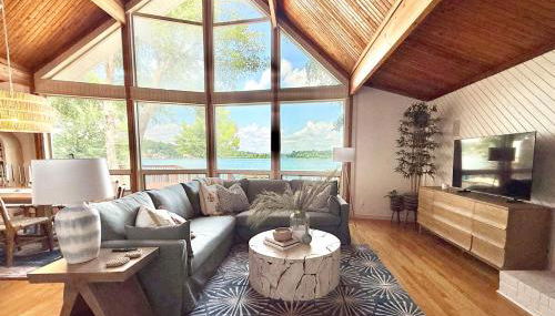 Unique LKN Waterfront Home with Dock - Foto 3