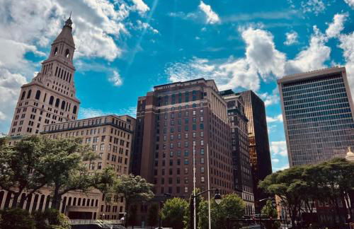 City Charm Walk to Trinity & Hospital with Parking - Foto 19