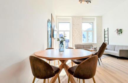 Velaris - Stilvolle Lofts & Penthouses - Premium Wohnen mit Parkplatz & Workstations - Foto 4
