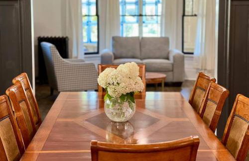 Historic Bulldog Bungalow - Foto 24