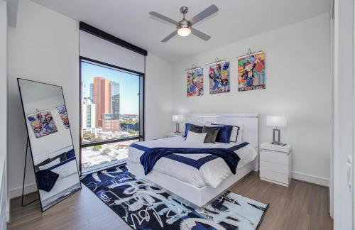 Downtown Luxury High-Rise with Panoramic Views - Foto 7