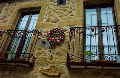 Las Cuatro Calles - Photo 2