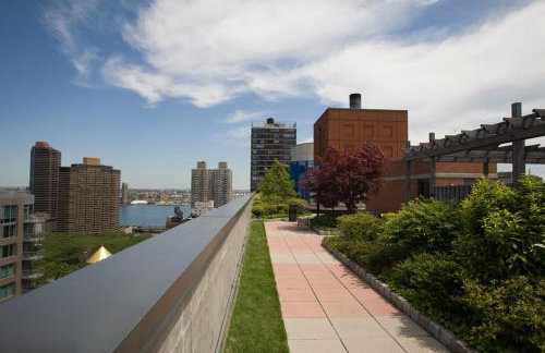 Fully Furnished 1BR in Murray Hills - Foto 23