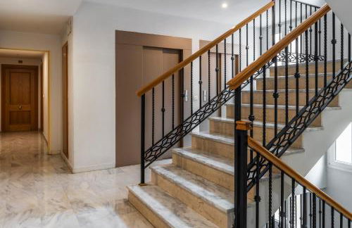 tuGuest Station with Parking - Photo 43