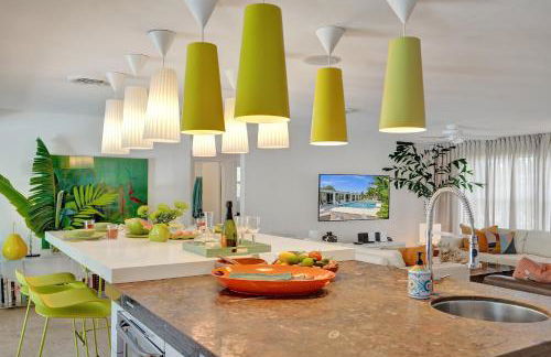 New! Waterfront Heated Pool, Fishing Pier, Designer Touches, 2mi to Beach - Photo 4