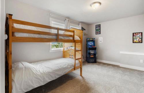 HoneyHomes Spectacular View Home with Amenities - Foto 21