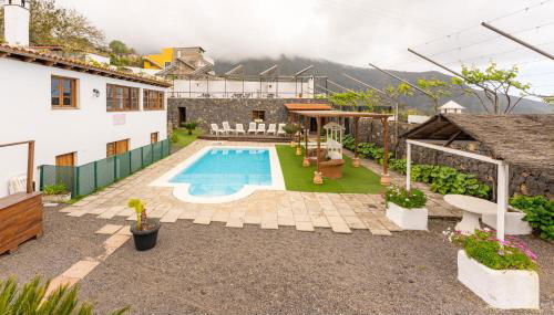 Casas Rurales La Tanquera y Las Rosas - Foto 3, Garden, sunbed