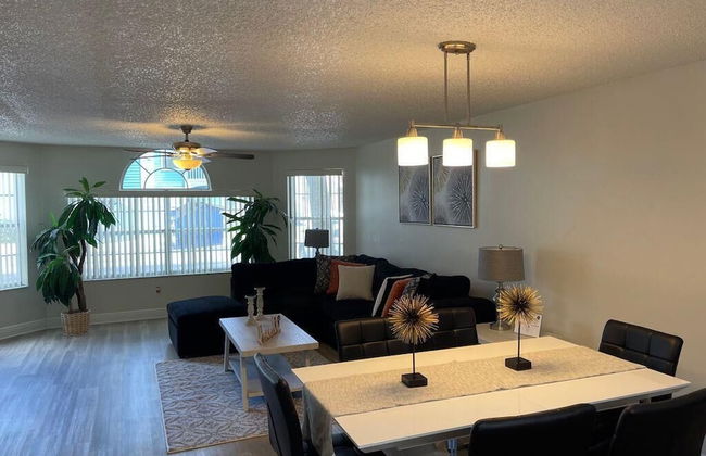 Three Bedroom Apartment #7 -- 2737 NPB -- Vusa Three Bedroom Condo Apartment - Foto 20