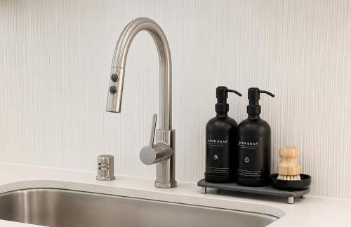 Elegant Escape 10 Min from Disneyland With Pool & GYM - Foto 39
