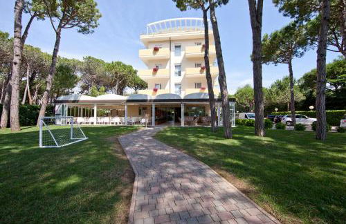 Aparthotel La Pineta - Photo 19