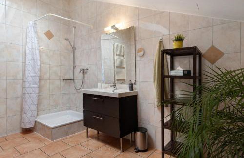 Weingut Ringwald - Foto 44