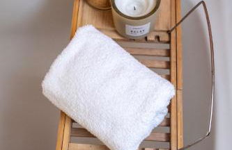 BOHO BEACH HOUSE- SLEEPS 8- 2 MIN DRIVE FROM BOSCOMBE PIER- SUPERFAST WiFi- FLAT SCREEN SMART TV- FREE ON STREET PARKING! - Photo 26