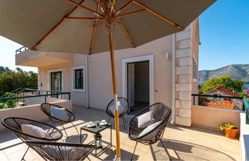 Beautiful Home In Pupnat - Photo 4