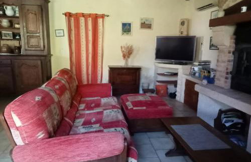 Le Vignal - Maison typique Périgourdine - Foto 28