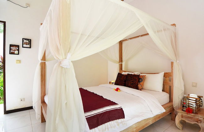 Villa Candi Kecil Tujuh by Villa Finder - Foto 19