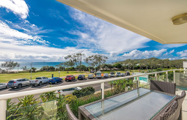 Bayview Beachfront Apartments, in town right on the beach - Foto 46