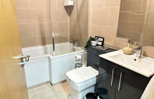 2 Bed Apartment - Sleeps 4 - Wifi - Parking - Foto 24