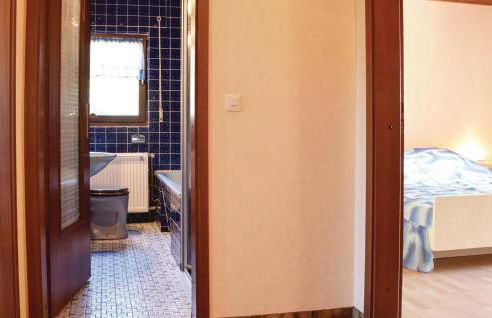 2 Bedroom Nice Home In Sellerich - Foto 9