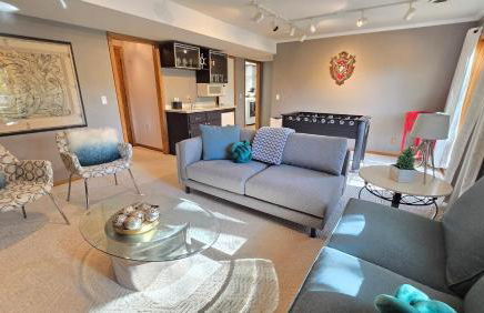 Nature's Blissful Haven - King Bed & Heated Garage - Foto 21