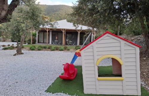 Valia's Beach Studios - Photo 24