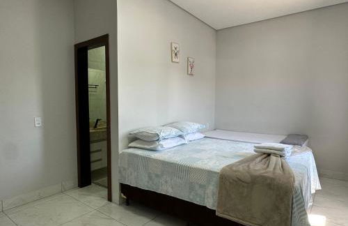 Apartamento completo ate 5 pessoas ou um quarto com sala e cozinha para 2 pessoas - Foto 6