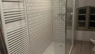 The Hurst Stable - Foto 4, Shower
