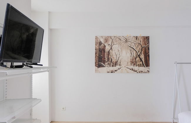 Cozy and Elegant Studio Bintaro Park View Apartment - Foto 7