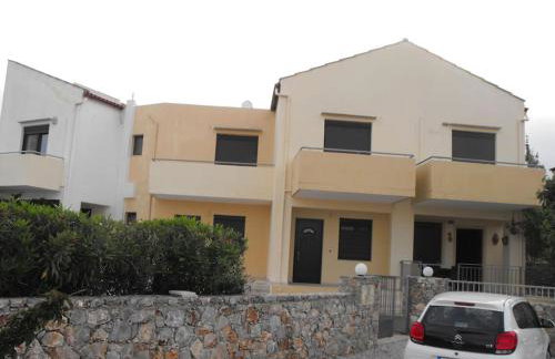 Christinas summer house with pool in Kefalas - Photo 12