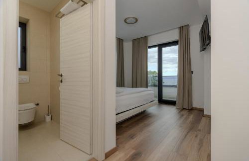 Villa Isabel - Luxury Apartments with Heated Pool & Sea View - Foto 21