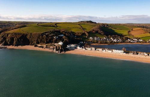 Spacious Coastal Retreat with Sea Views - Foto 78