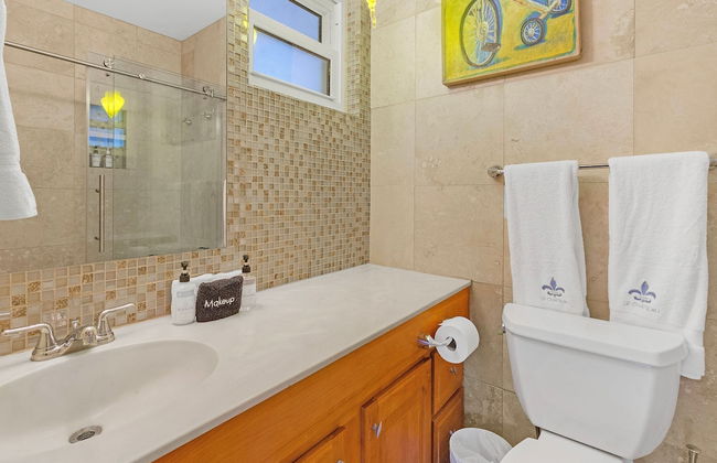 Chic 3BR Sanctuary Steps From The Drive Paradise - Foto 21