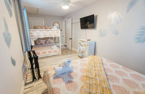 Coastal Escape, Steps to Beach, Fire Pit - Foto 48