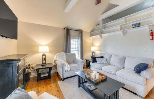 Historical Dtwn Loveland Home with Wraparound Porch! - Foto 18