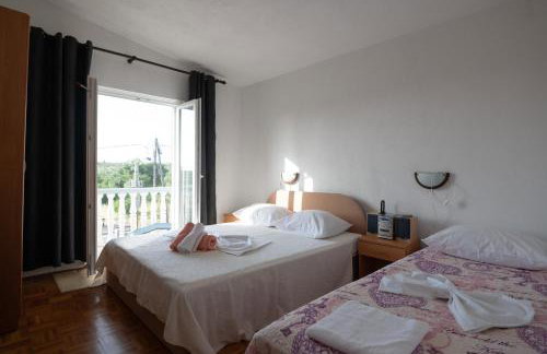 Marina's Apartments - Photo 1