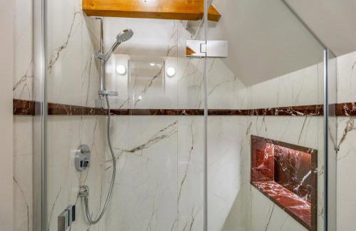 MR 3 Apartments - Photo 96