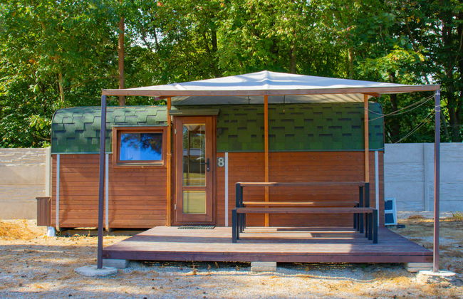 1 bedroom House in Hradec Kralove with garden - Photo 1