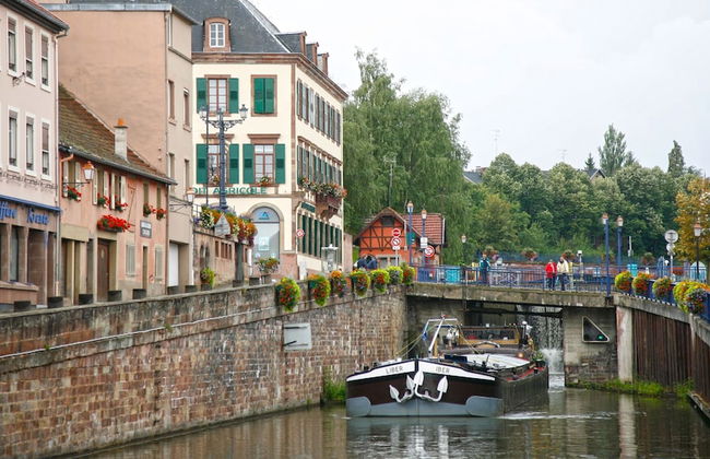Vintage Houseboats at Niderviller Harbor by Kuhnle-Tours - Foto 33